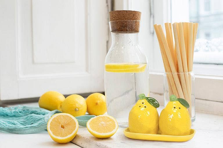 Lemon S&P on Tray